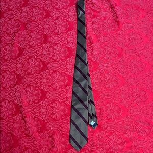 Jos A Bank Silk Tie Black Gray Striped Classic Necktie Formal Business